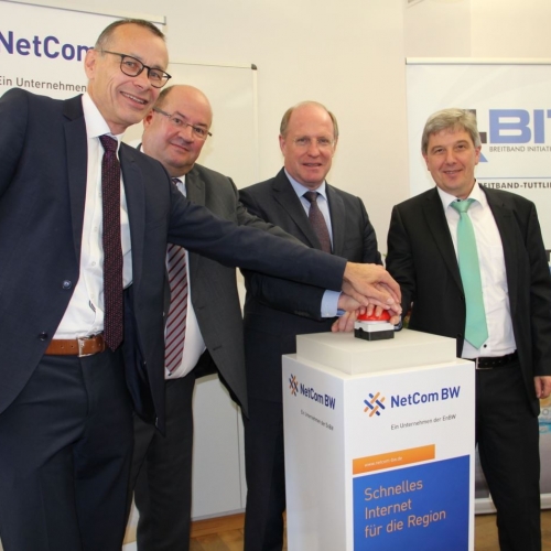 Netzinbetriebnahme in Emmingen-Liptingen mit Staatssekretär Wilfried Klenk