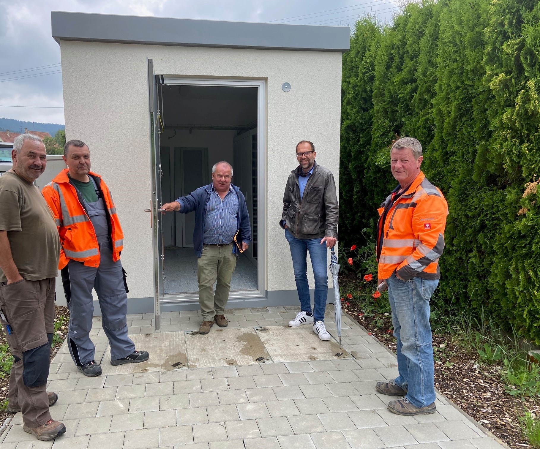 Die Gemeinde Rietheim-Weilheim nimmt ersten Glasfaserabschnitt in Betrieb
