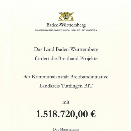 Minister Strobl übergibt der BIT digital zwei Zuwendungsbescheide für den Backbone-Ausbau im Landkreis Tuttlingen über insgesamt 1.518.720,00 EUR